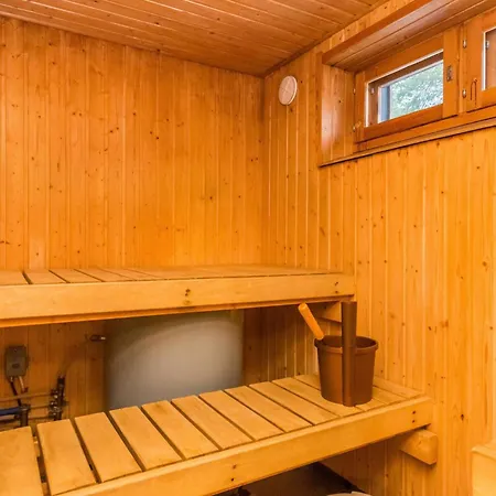 Feriehus Huhmari 12 By Interhome